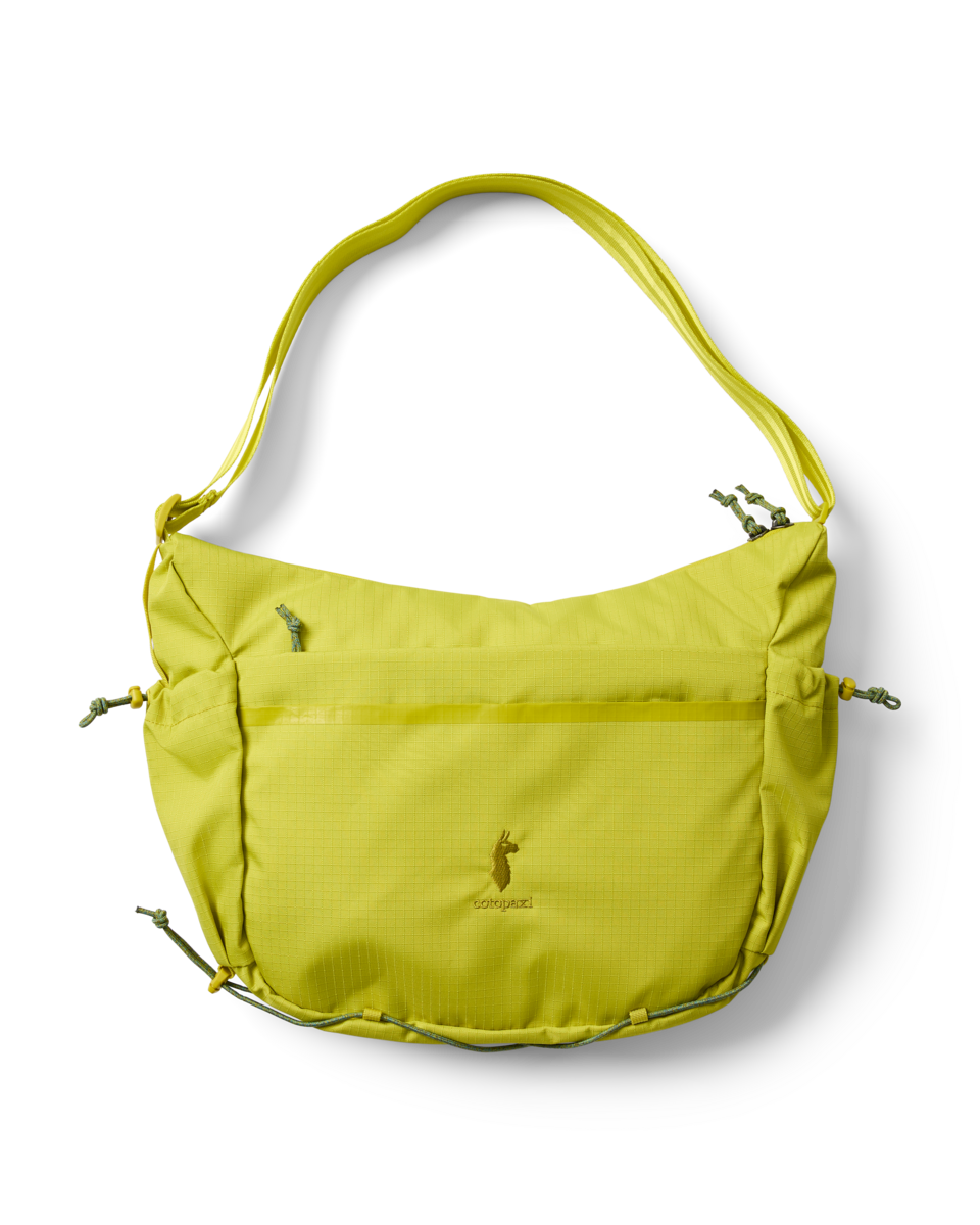 Viaje 12L Shoulder Bag